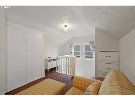 308 W 33rd Street Vancouver WA 98660