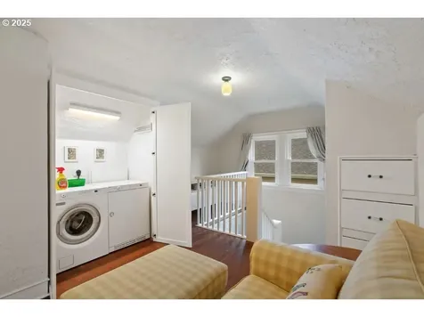 308 W 33rd Street Vancouver WA 98660