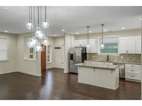 28828 SW Geneva Loop Wilsonville OR 97070