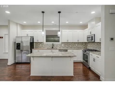 28828 SW Geneva Loop Wilsonville OR 97070