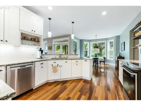 22795 NE Hidden Springs Road Dundee OR 97115