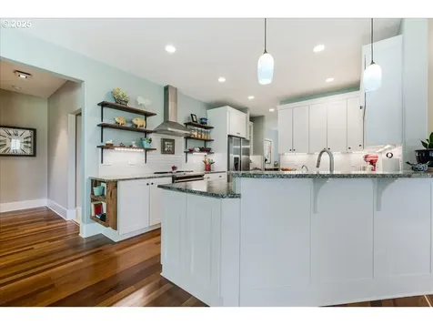 22795 NE Hidden Springs Road Dundee OR 97115