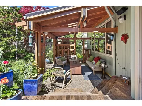 17514 Brookhurst Drive Lake Oswego OR 97034