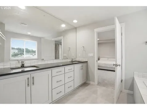 11788 SE Horse Tail Falls Way Happy Valley OR 97086