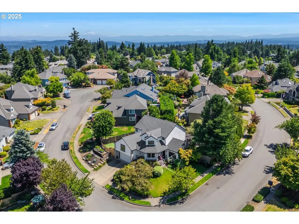 1851 Churchill Terrace West Linn OR 97068