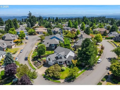 1851 Churchill Terrace West Linn OR 97068