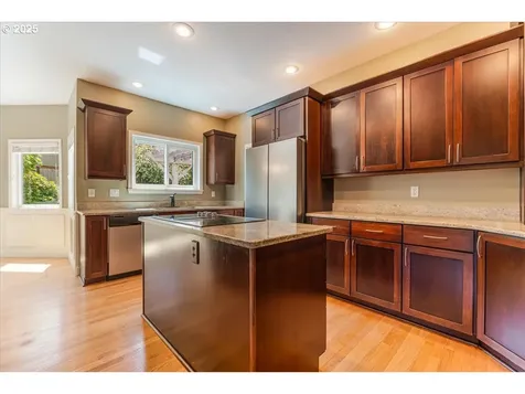 1851 Churchill Terrace West Linn OR 97068