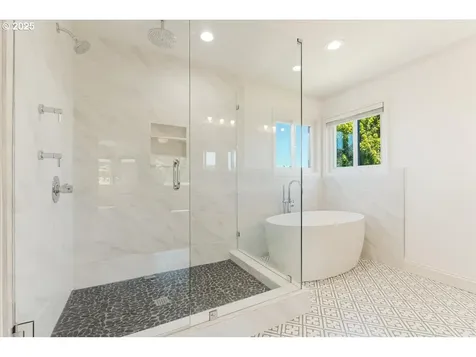 1851 Churchill Terrace West Linn OR 97068