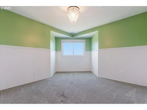 1851 Churchill Terrace West Linn OR 97068