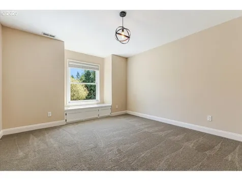 1851 Churchill Terrace West Linn OR 97068
