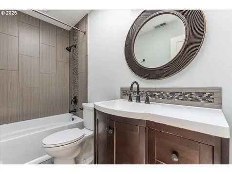 1851 Churchill Terrace West Linn OR 97068