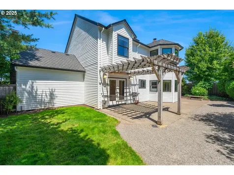 1851 Churchill Terrace West Linn OR 97068