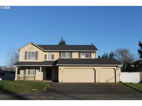 2120 NW Douglas Loop Camas WA 98607