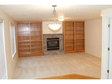2120 NW Douglas Loop Camas WA 98607