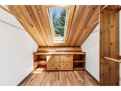 5240 NW Cornell Road Portland OR 97210