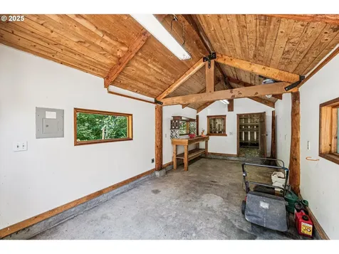 5240 NW Cornell Road Portland OR 97210