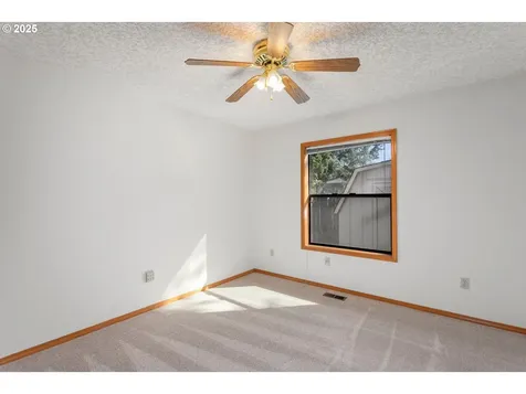 15003 SE Mcgillivray Boulevard Vancouver WA 98683