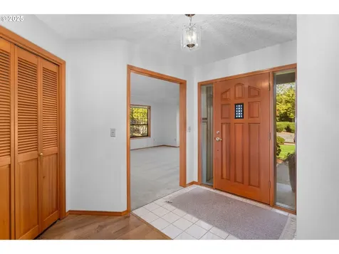 15003 SE Mcgillivray Boulevard Vancouver WA 98683