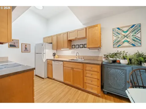 7302 N New York Avenue Portland OR 97203