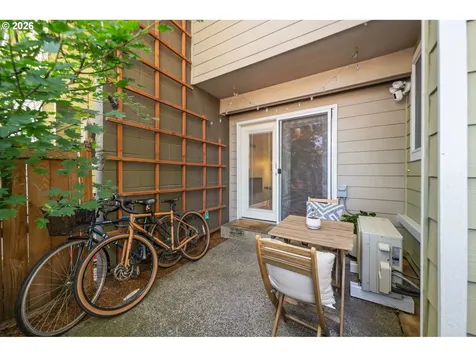 7302 N New York Avenue Portland OR 97203