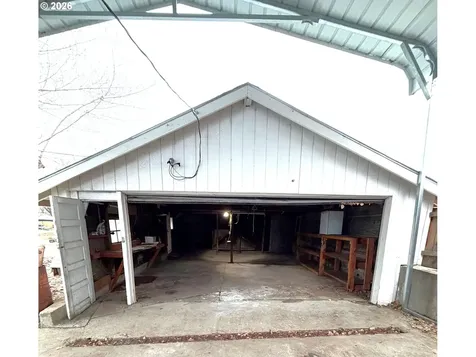 90 W Adams Street Huntington OR 97907