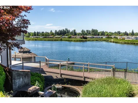 1875 Lake Cove Avenue Eugene OR 97408