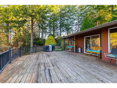 94442 Carlson Heights Lane North Bend OR 97459