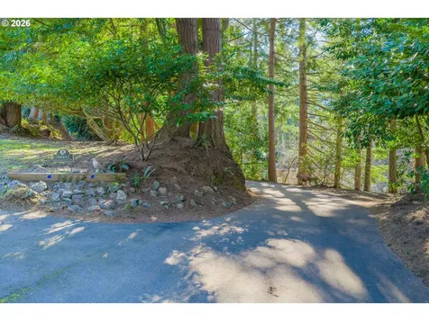 94442 Carlson Heights Lane North Bend OR 97459