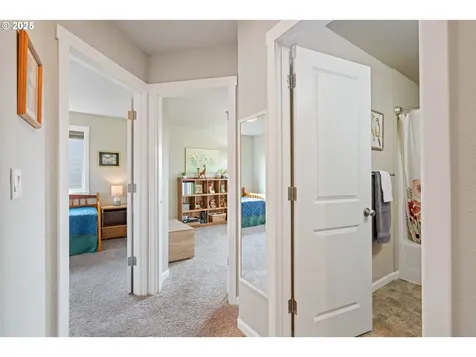400 W Dixon Drive Newberg OR 97132