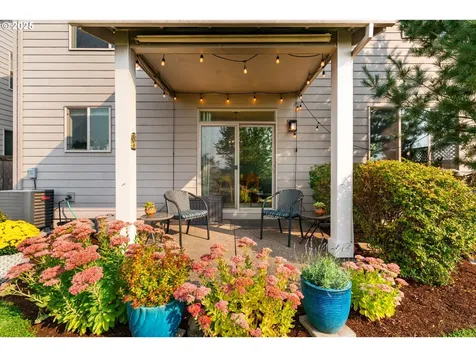 400 W Dixon Drive Newberg OR 97132