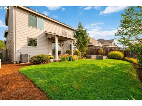 400 W Dixon Drive Newberg OR 97132