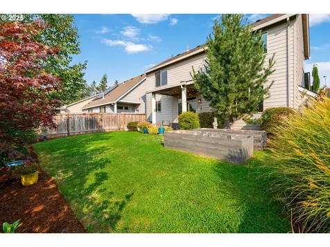 400 W Dixon Drive Newberg OR 97132