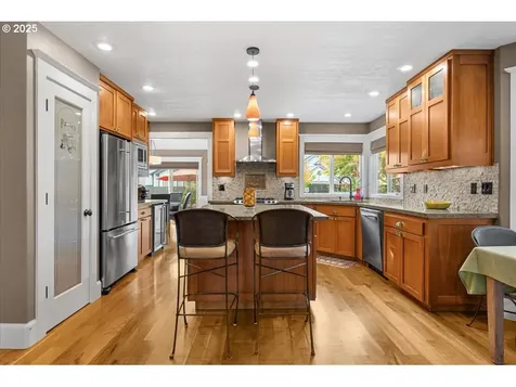 11900 SE Sunny Way Happy Valley OR 97086