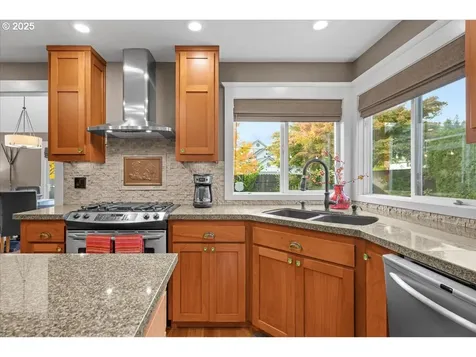 11900 SE Sunny Way Happy Valley OR 97086