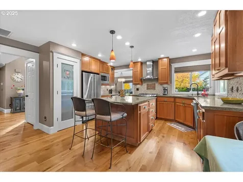 11900 SE Sunny Way Happy Valley OR 97086
