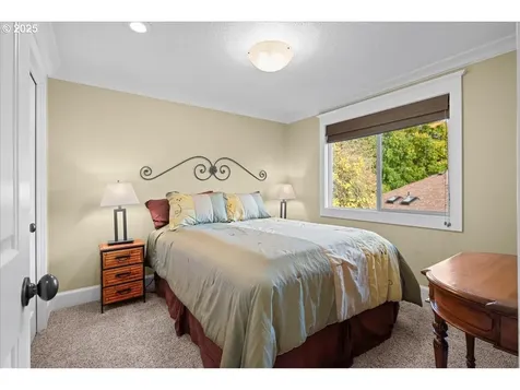 11900 SE Sunny Way Happy Valley OR 97086