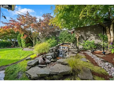 11900 SE Sunny Way Happy Valley OR 97086