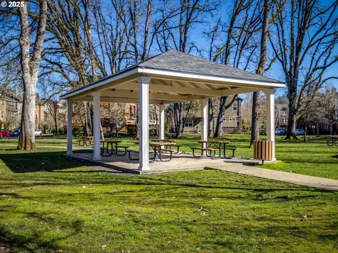 5825 NE Orenco Gardens Drive Hillsboro OR 97124