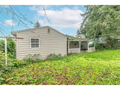 1533 SW Fairview Avenue Dallas OR 97338