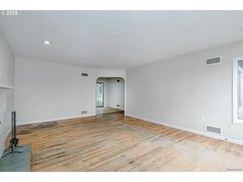 1533 SW Fairview Avenue Dallas OR 97338