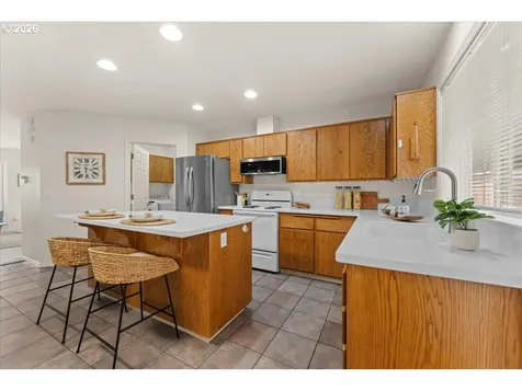 1123 Grant Street Oregon City OR 97045