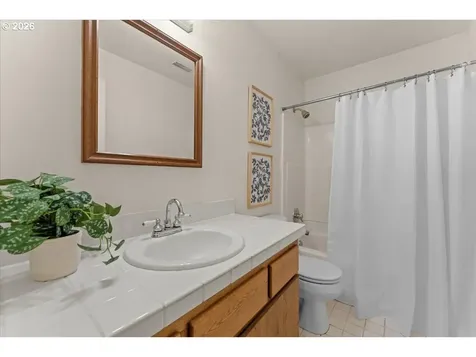 1123 Grant Street Oregon City OR 97045