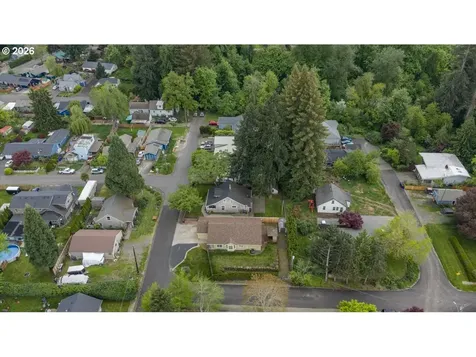 1123 Grant Street Oregon City OR 97045