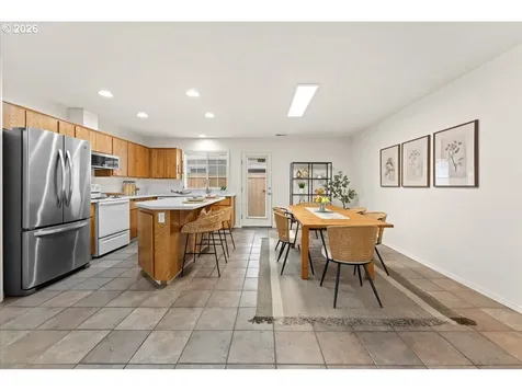1123 Grant Street Oregon City OR 97045