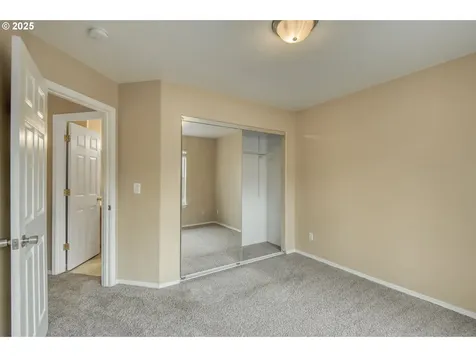 15529 NE Alton Street Portland OR 97230