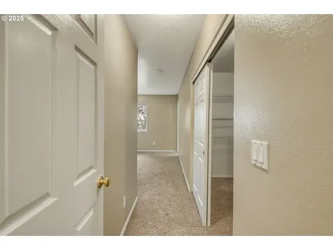 15529 NE Alton Street Portland OR 97230