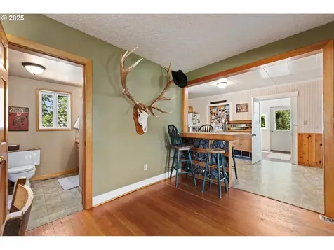 1104 Hill Street Cove OR 97824