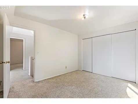 1104 Hill Street Cove OR 97824
