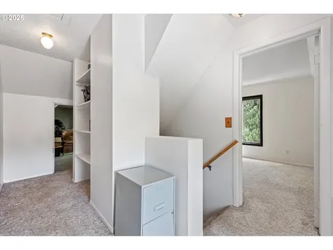1104 Hill Street Cove OR 97824