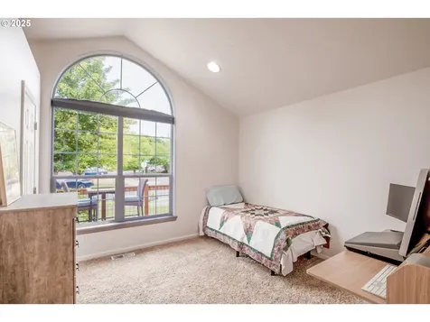 3534 Korbel Street Eugene OR 97404